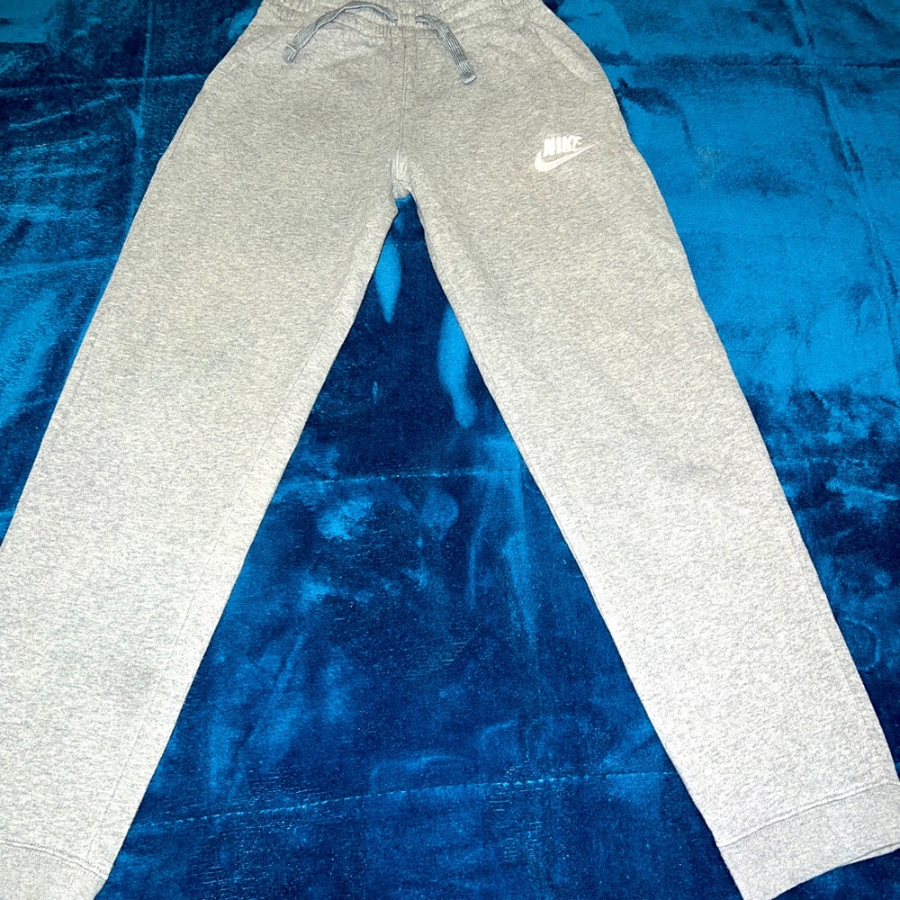 Sweatpants - Picture 3 of 8